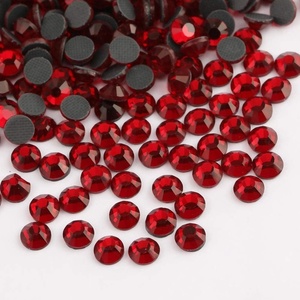image:imagebeadsland Crystal Hotfix RhinestoneMachine Cut Stone 1440pcspkg VioletSS103mmDark Siam